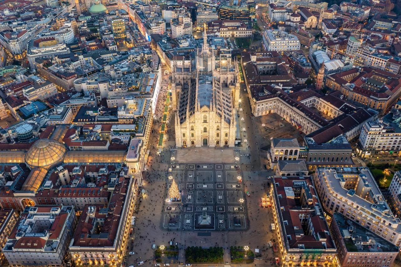 City Centre Apartment - 10 Minutes To Duomo - Free Wifi E Netflix มิลาน ภายนอก รูปภาพ